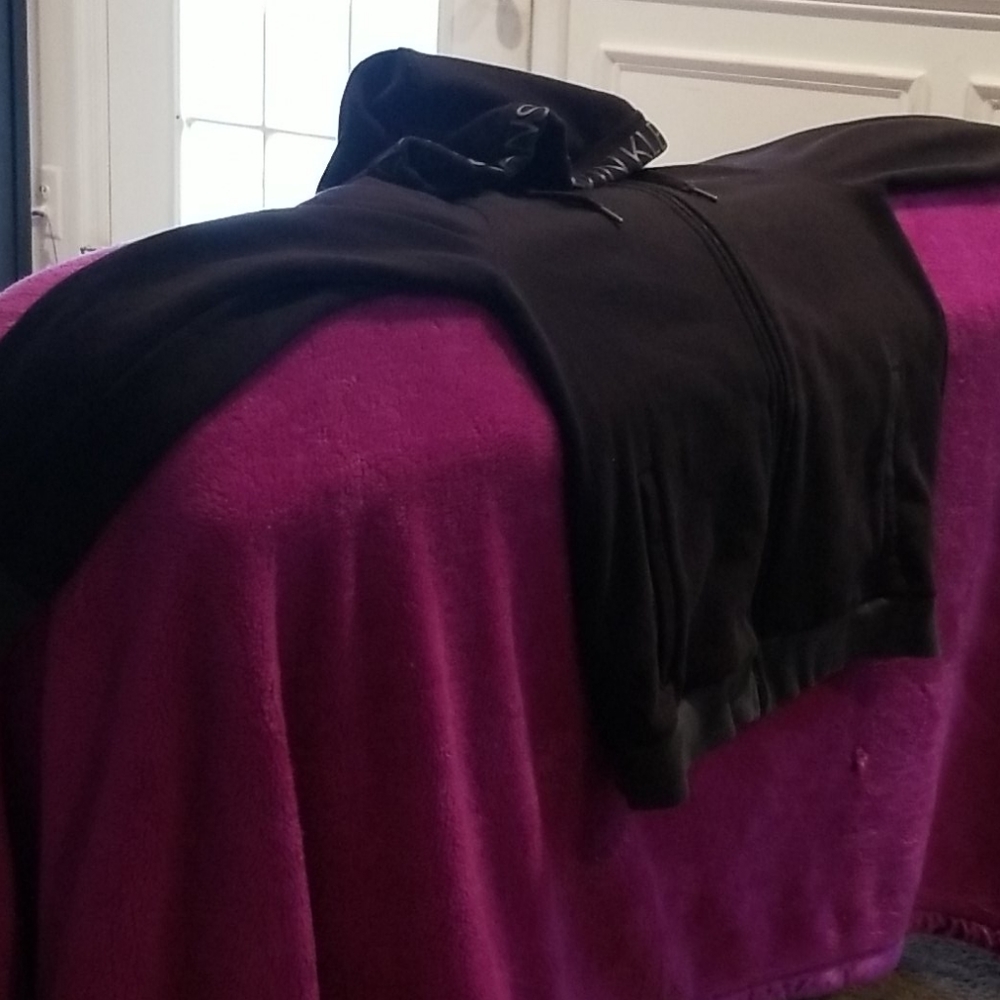 Hoodie - Picture 4 of 4